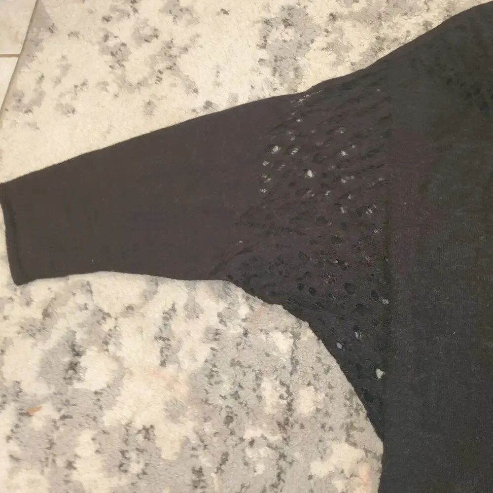 Free People Oversized Knit Black Top || EUC || Med